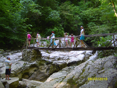 adlervodopad1.jpg adlervodopad1.jpg