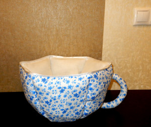 Чайная чашка из ткани